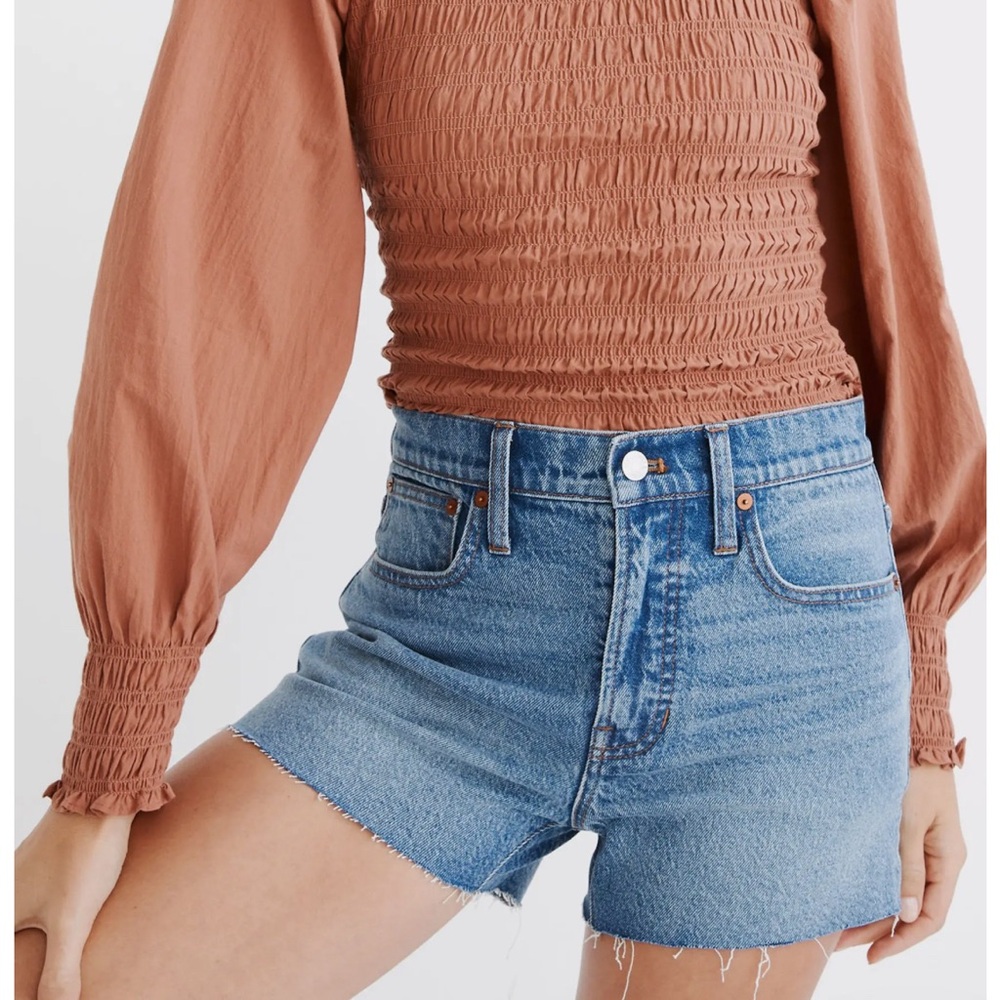 Madewell "The Perfect Jean Short" - medium wash, size 31